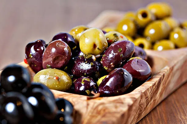 MIXED OLIVES